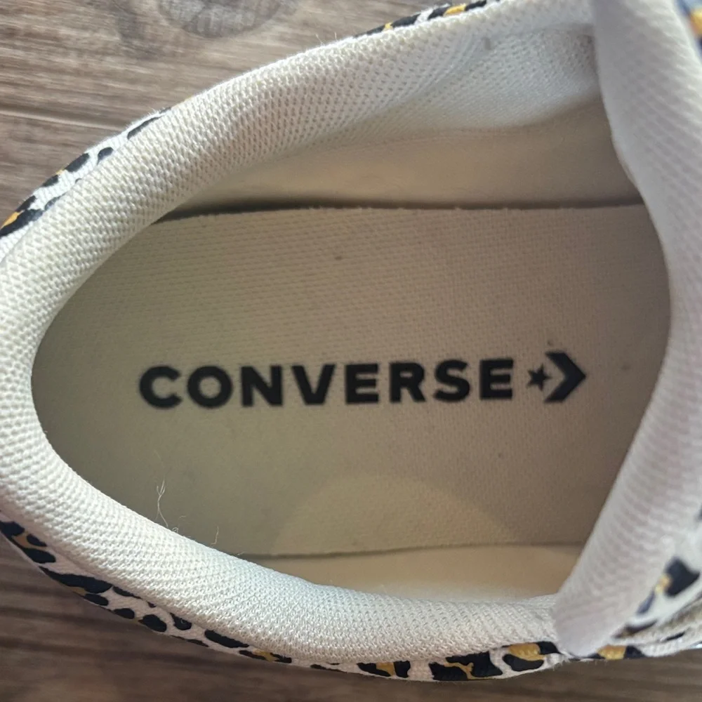 Converse Leopard Print Low Top Sneakers in White, Tan, and Gold - Picture 4 of 6